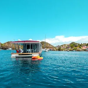  Botel Aqualodge Guadeloupe Guadeloupe